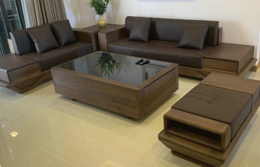 Sofa được làm bằng gỗ sồi